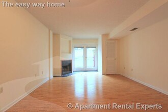 345 Franklin St, Unit #105 in Cambridge, MA - Foto de edificio - Building Photo