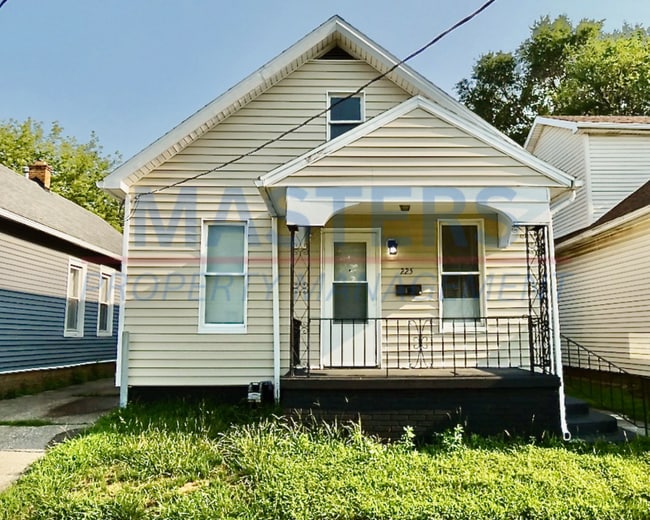 225 Palmer St in Toledo, OH - Building Photo - Building Photo
