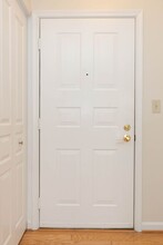 2204 Westcourt Ln in Herndon, VA - Building Photo - Building Photo