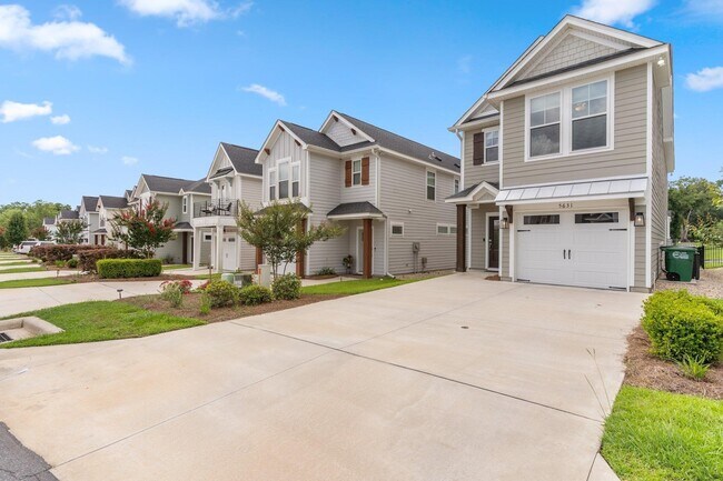5631 Fletcher Oaks Dr in Tallahassee, FL - Building Photo - Building Photo