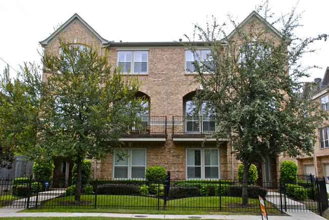 4222 Holland Ave in Dallas, TX - Building Photo - Building Photo