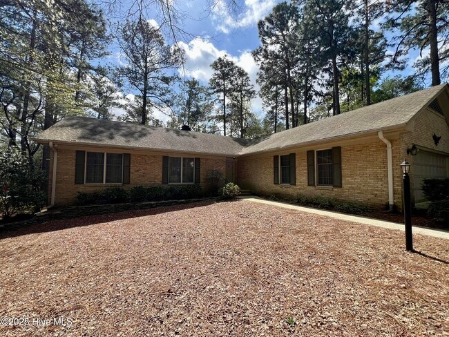 103 James Creek Rd in Southern Pines, NC - Building Photo - Building Photo