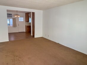 547 South St in Glendale, CA - Foto de edificio - Building Photo