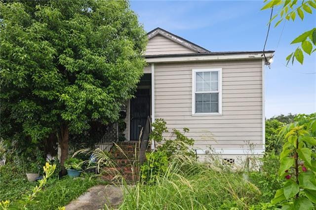 property at 1709 S Saratoga St