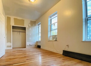 273 Sumpter St, Unit 2 in Brooklyn, NY - Building Photo - Building Photo