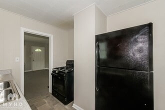 2021 N Drexel Ave in Indianapolis, IN - Foto de edificio - Building Photo