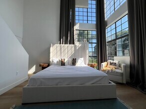 2584 S Centinela Ave, Unit 1 in Los Angeles, CA - Building Photo - Building Photo