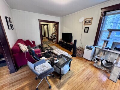 9 Centre St, Unit D in Cambridge, MA - Foto de edificio - Building Photo