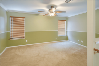 6902 Asbury Station in San Antonio, TX - Building Photo - Building Photo