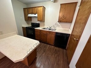 2121 Gladstone St in Clovis, NM - Building Photo - Building Photo