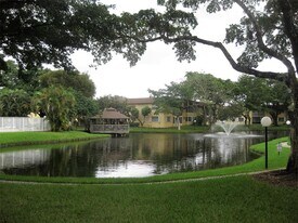 5170 SW 40th Ave in Fort Lauderdale, FL - Building Photo