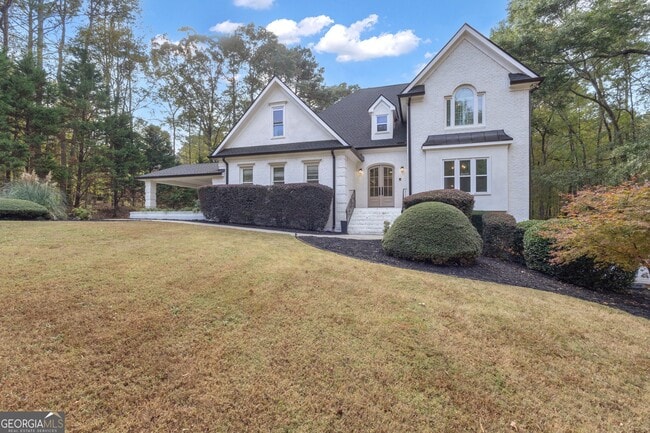 property at 135 Handshaker Ct