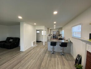 432 Washington St in El Segundo, CA - Building Photo - Building Photo