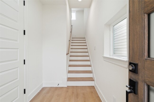 4627 Balkin St, Unit 5219 in Houston, TX - Building Photo - Building Photo