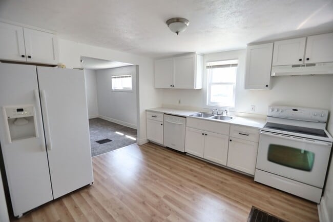 1000 Jennette Ave NW in Grand Rapids, MI - Building Photo - Building Photo