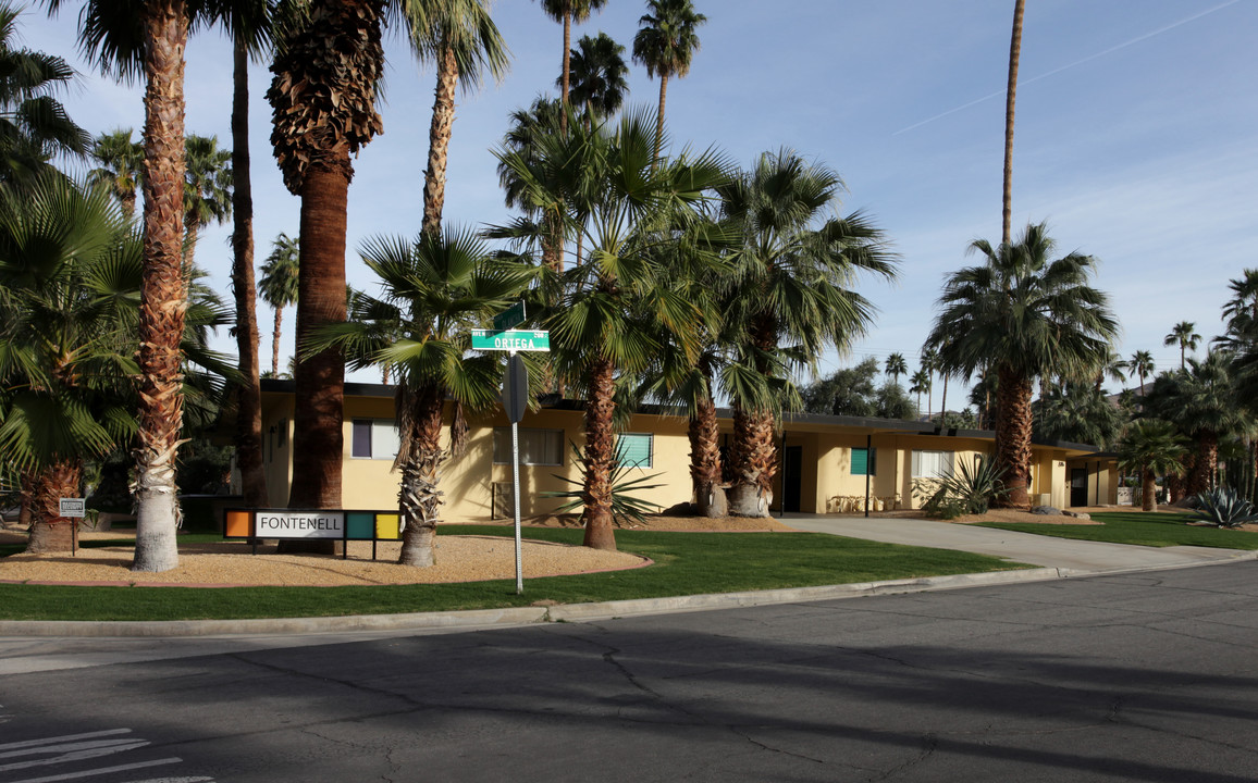 Fontenell in Palm Springs, CA - Building Photo