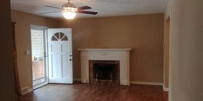 2328 E Manchester St in Springfield, MO - Building Photo - Building Photo