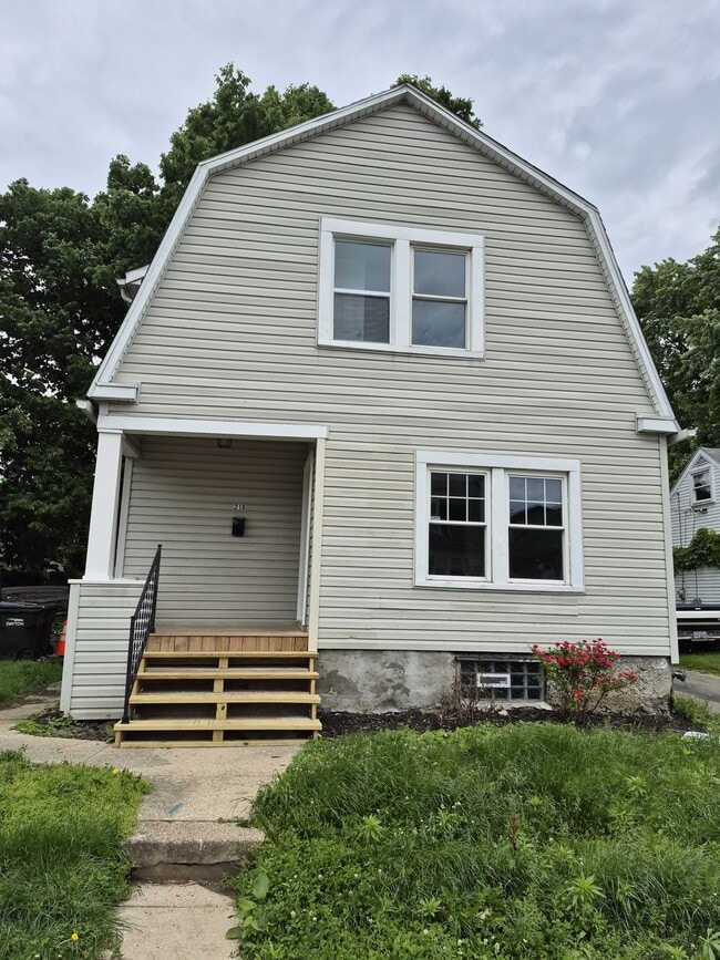 property at 210 S Hedges St