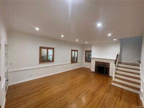 135 Canon Dr in Beverly Hills, CA - Building Photo - Building Photo