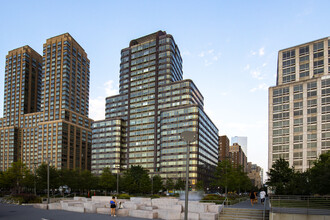 140 Riverside Boulevard in Manhattan, NY - Building Photo - Building Photo