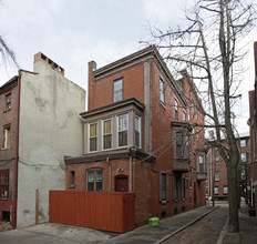 334 S 12th St in Philadelphia, PA - Building Photo - Building Photo