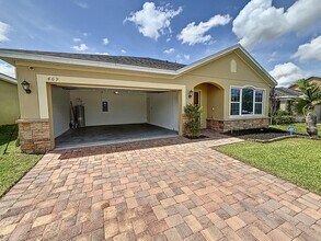 469 Ogelthorpe Dr in Davenport, FL - Building Photo - Building Photo