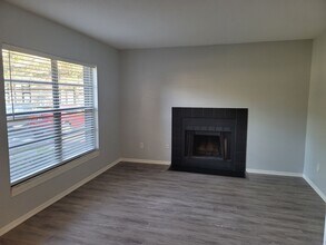 4013 Dream Oak Pl in Tampa, FL - Building Photo - Building Photo