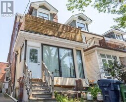 693 Euclid Ave in Toronto, ON - Building Photo