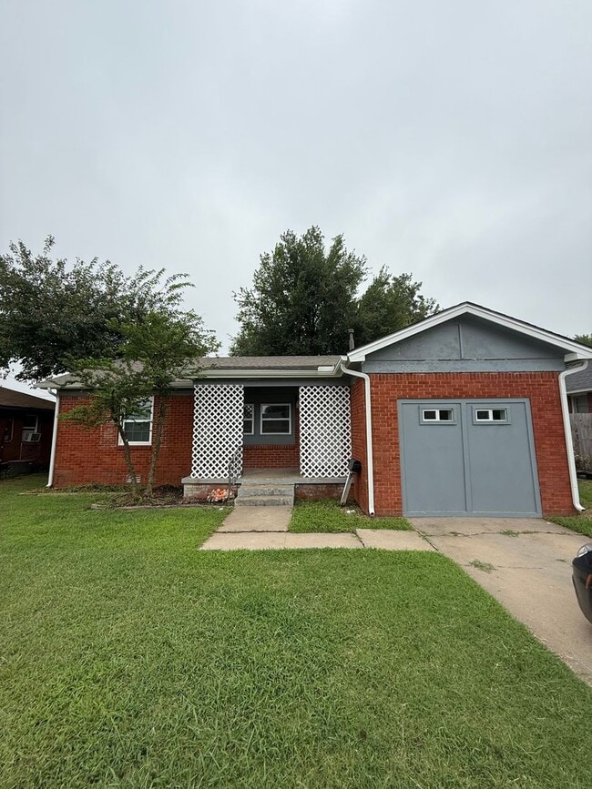 property at 2724 SW 46th St