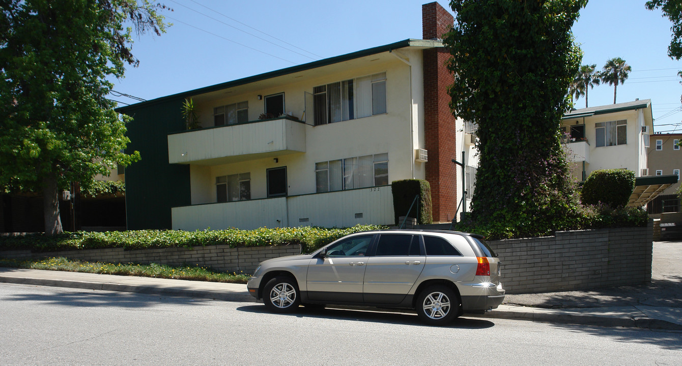 322 Raymondale Dr in South Pasadena, CA - Building Photo