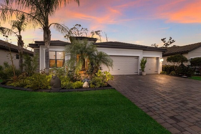 706 Acacia Ct in Bradenton, FL - Building Photo - Building Photo