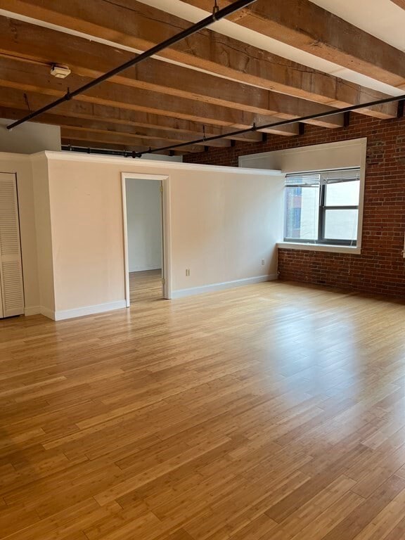 33 Sleeper St in Boston, MA - Building Photo - Building Photo