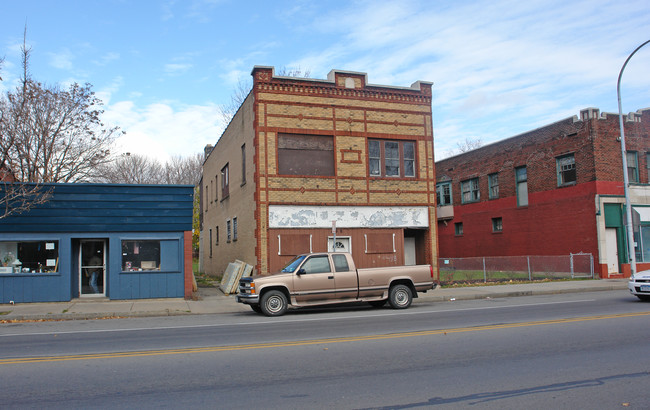 498 Lyell Ave in Rochester, NY - Building Photo - Building Photo