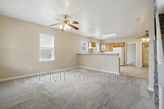 1310 Hoover Ave in Chesapeake, VA - Building Photo - Building Photo