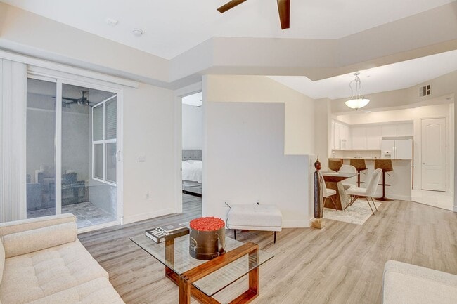 38 Serene Ave in Las Vegas, NV - Building Photo - Building Photo