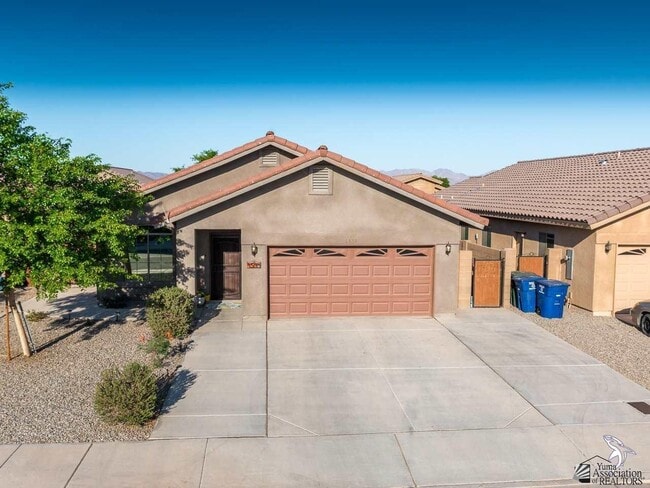 property at 4539 S Agave Ave