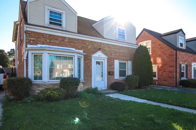 property at 5815 N Canfield Ave