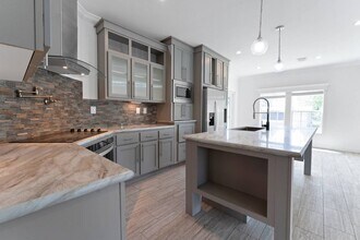 3109 Walden Shores Blvd in Lake Wales, FL - Building Photo - Building Photo