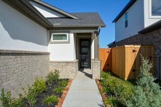 18226 Flora Grv Dr in Richmond, TX - Building Photo - Building Photo