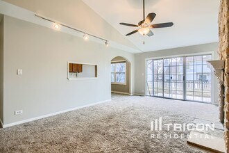 3122 Eugene Ln in Aurora, IL - Building Photo - Building Photo