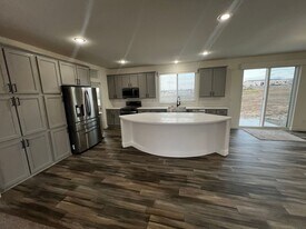 1703 Alcala St. in Chino Valley, AZ - Building Photo