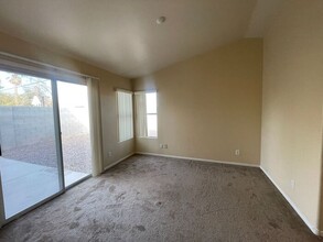 1304 Silver Prospect Dr in Las Vegas, NV - Building Photo - Building Photo