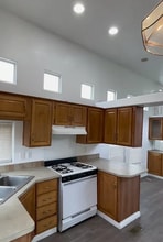 12265 Woodruff Ave in Downey, CA - Building Photo - Building Photo