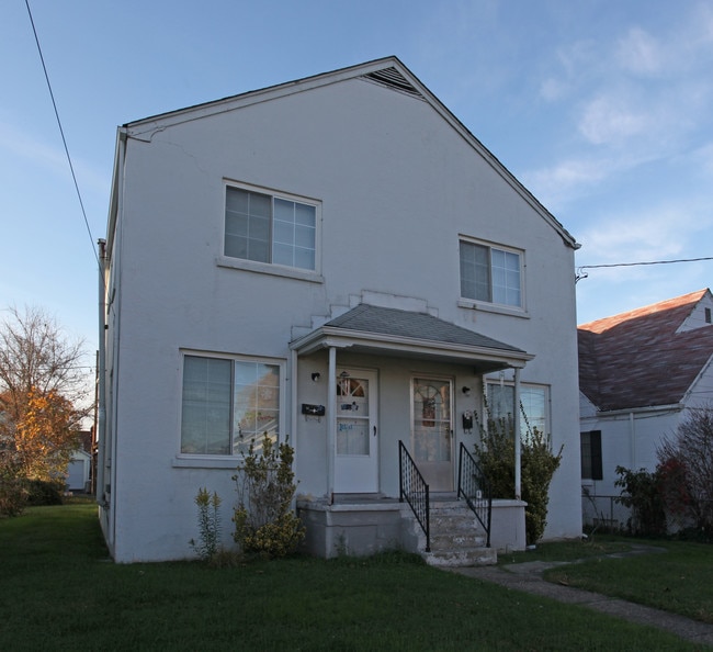 313-315 Eighteenth St in Dunbar, WV - Building Photo - Building Photo