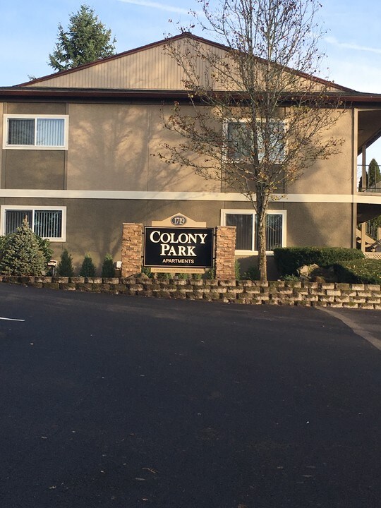 Colony Park Apartments in Vancouver, WA - Building Photo