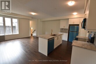 481 Twin Streams Rd in Whitby, ON - Building Photo - Building Photo