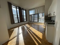 845 Beacon St, Unit 3-1 in Boston, MA - Foto de edificio - Building Photo