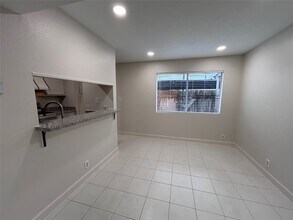 8101 Amelia Rd in Houston, TX - Building Photo - Building Photo