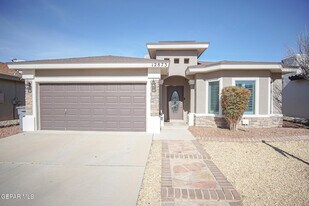 12873 Cozy Cove Ave in El Paso, TX - Building Photo