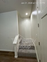 414 S Summit St in Visalia, CA - Building Photo - Building Photo